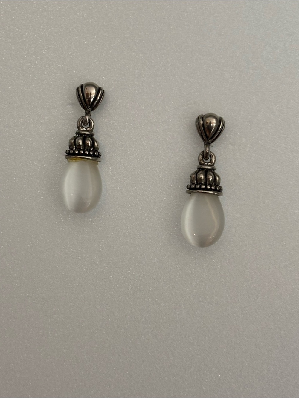 VINTAGE! Sterling Silver Moonstone Dangle Earrings